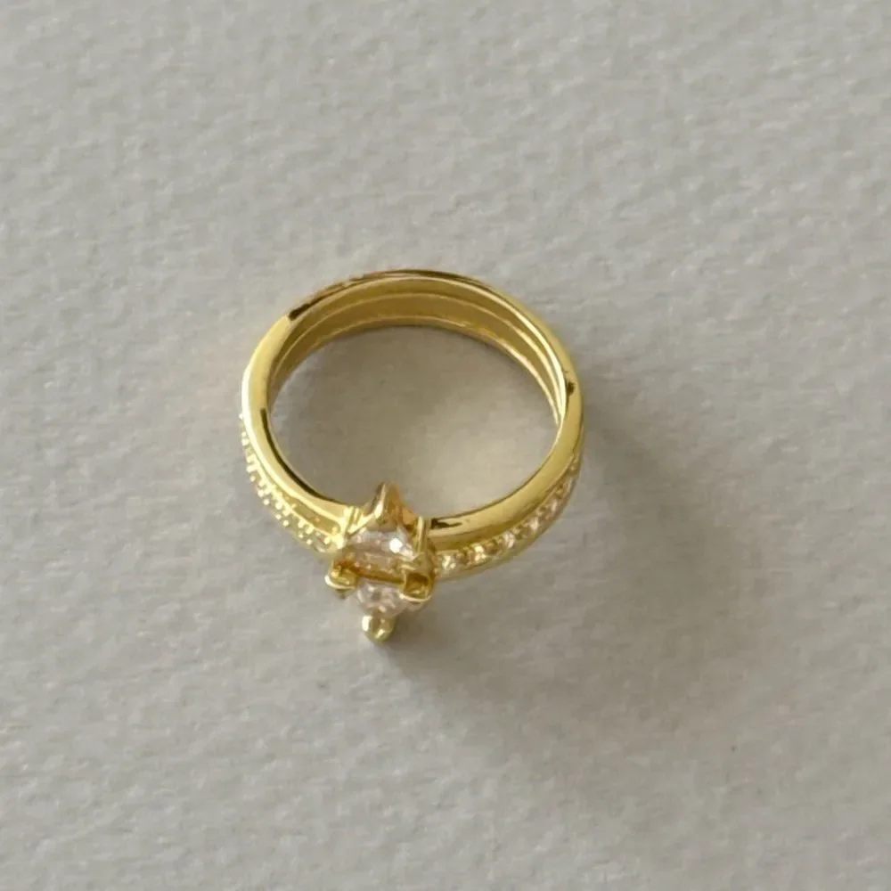diamond ring A685